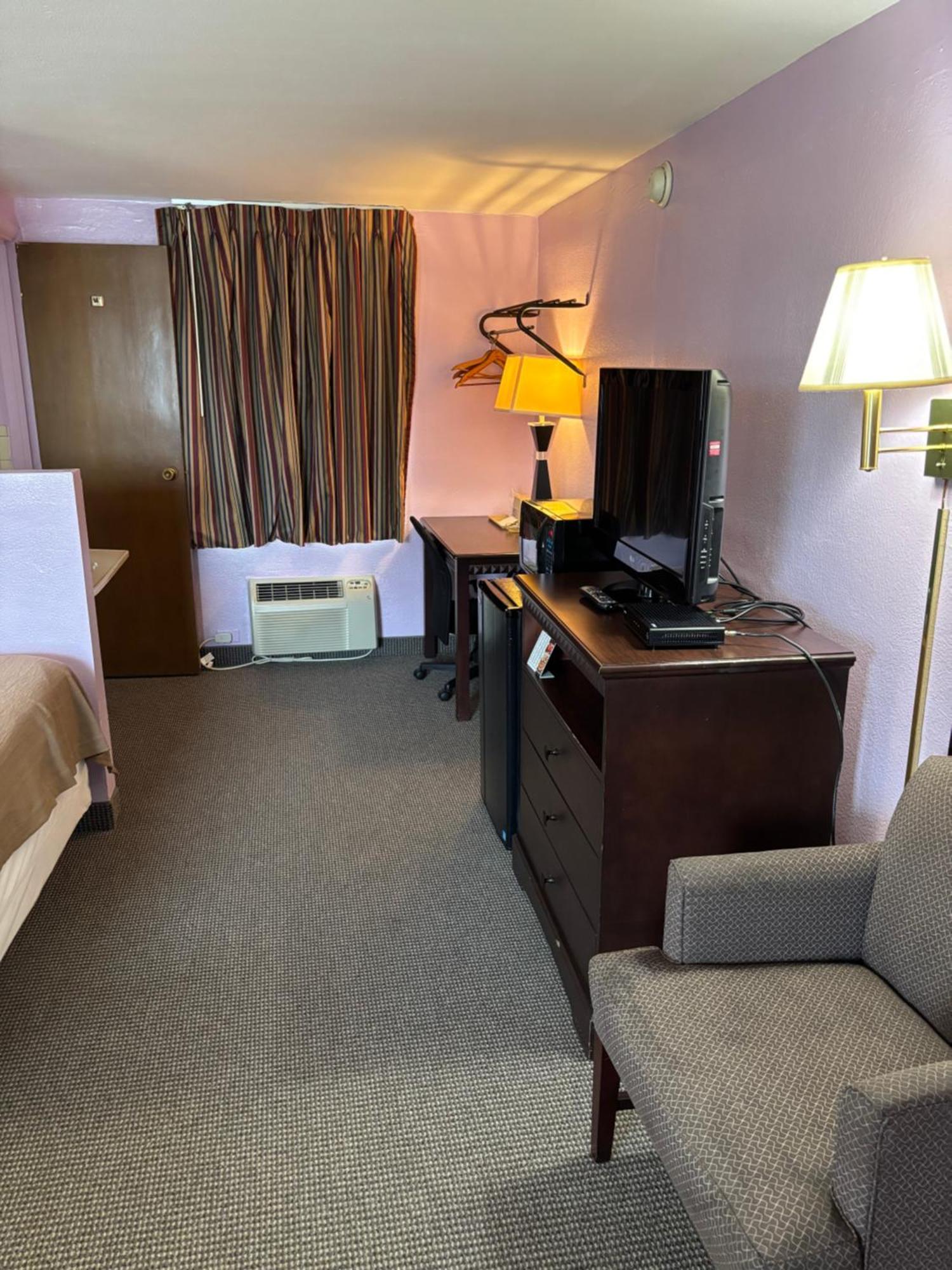 Motel Budget Host Somerset