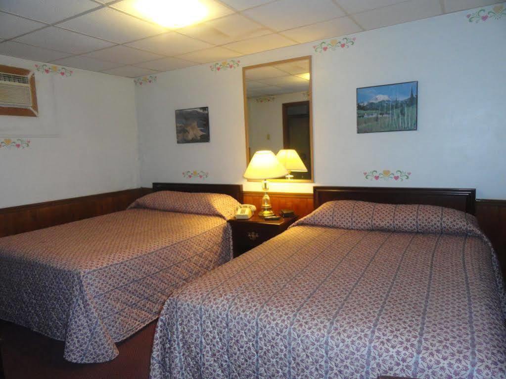 Motel Budget Host *